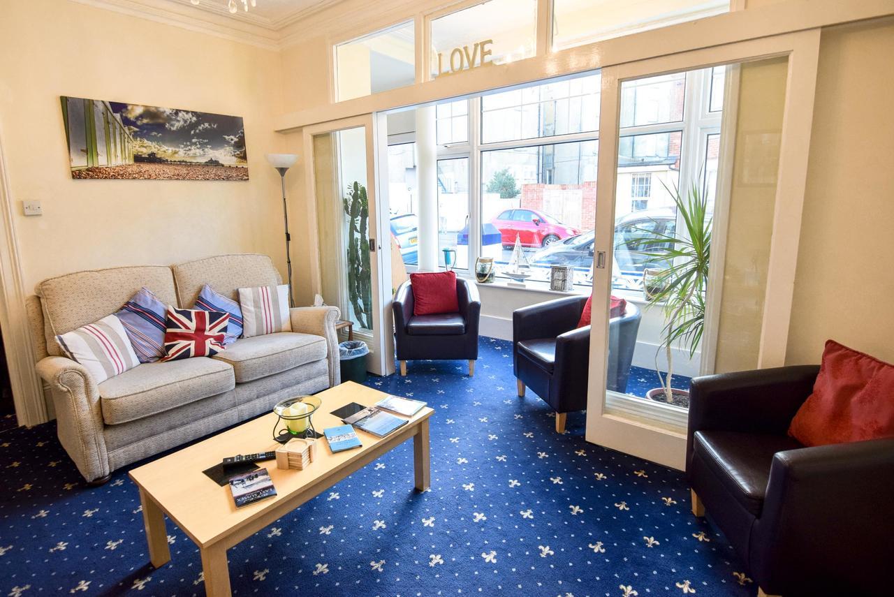 Bed and Breakfast Eastbourne Reymar Экстерьер фото