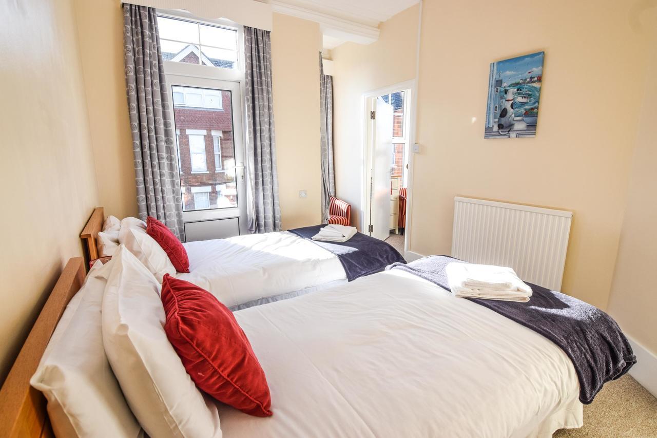 Bed and Breakfast Eastbourne Reymar Экстерьер фото